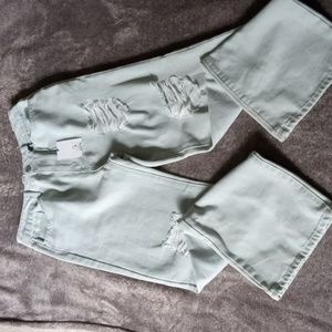 Refuge NWT 90's wide ultra high rise